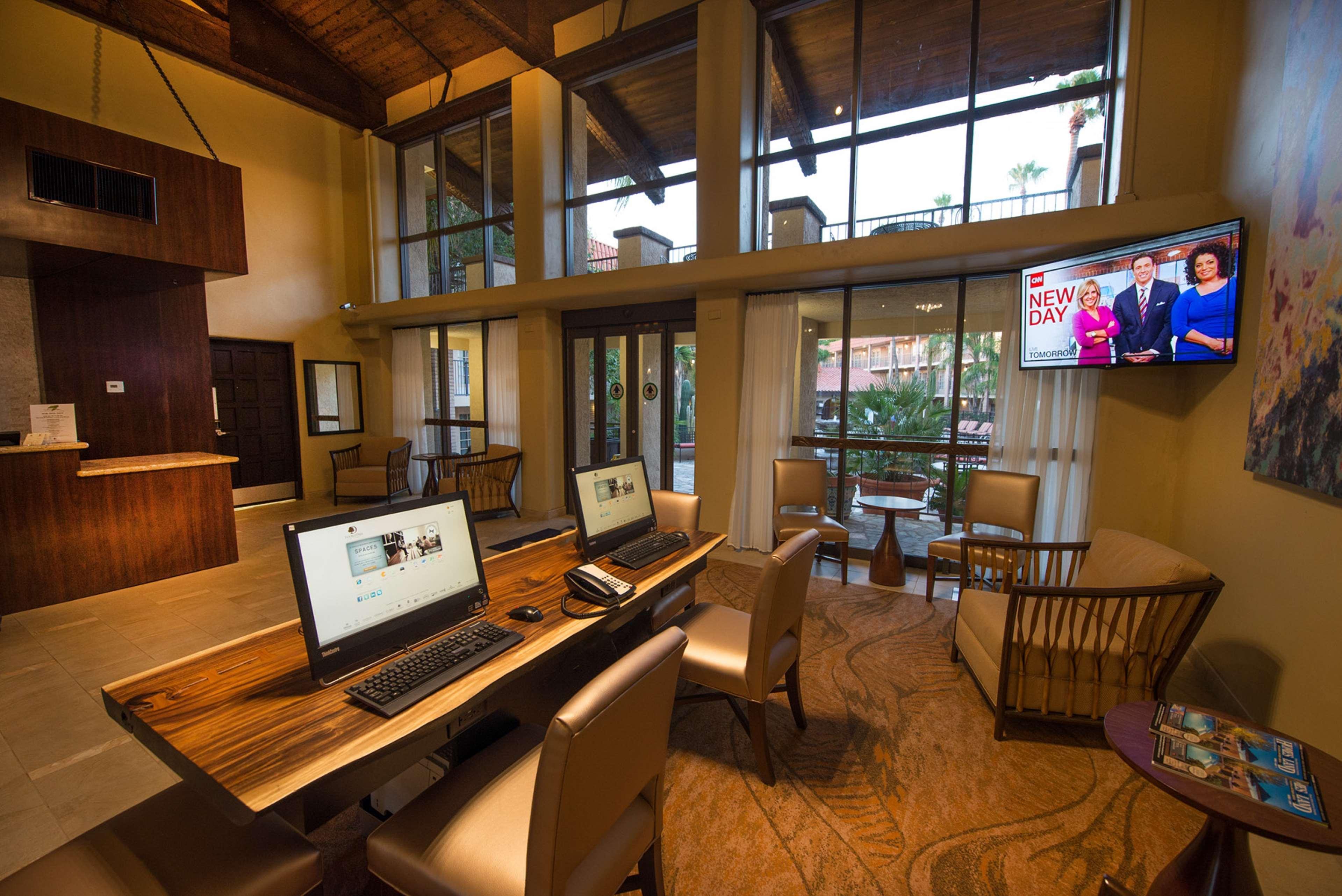Doubletree Suites By Hilton Tucson-Williams Center Exterior photo
