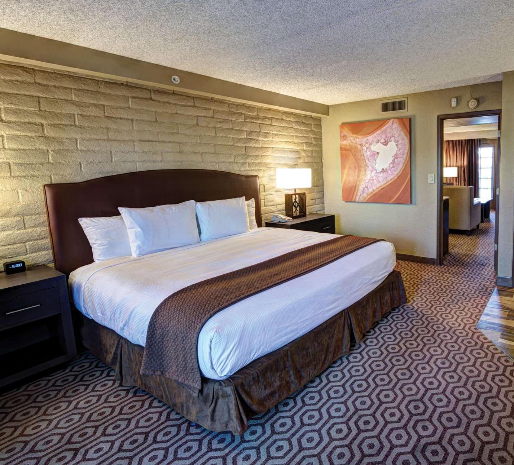 Doubletree Suites By Hilton Tucson-Williams Center Exterior photo
